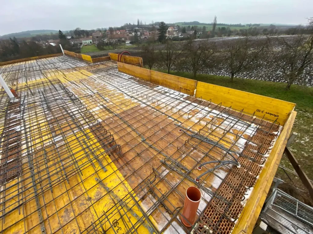 priprava na elektro do monolitu kozlany draton brno1 - DratON Elektro | Elektroinstalace a zabezpečení nemovitostí - Brno